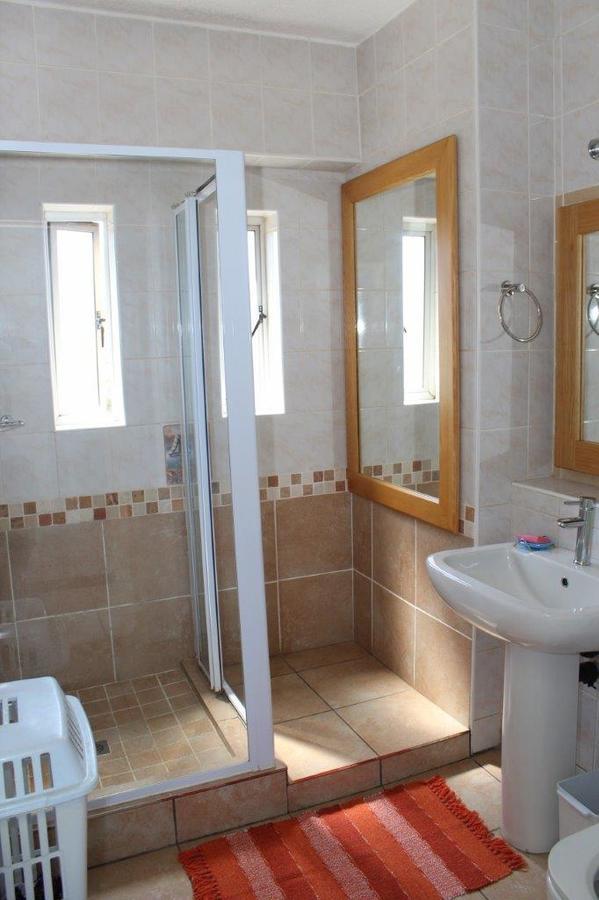 Silver Dolphin Holidays Leilighet Amanzimtoti Eksteriør bilde